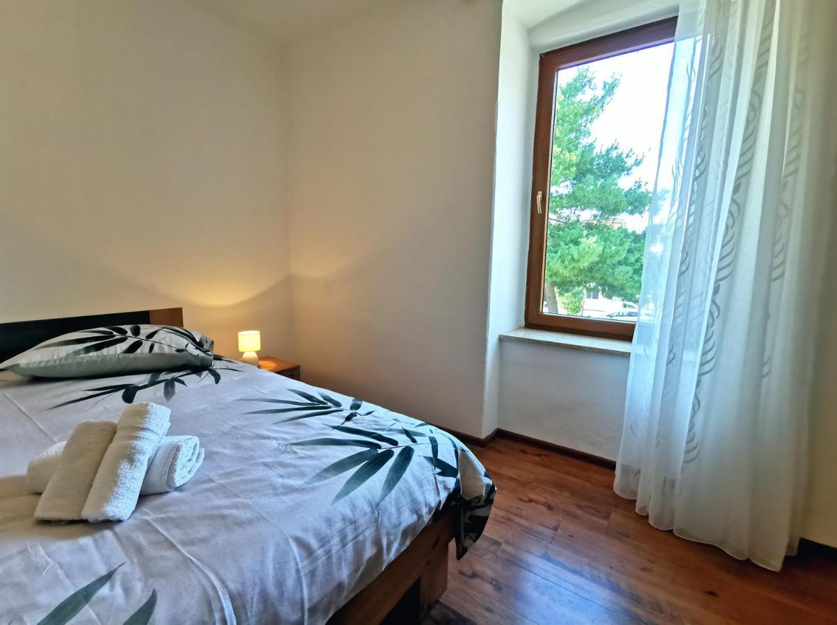 Parun Apartment Пула Екстериор снимка
